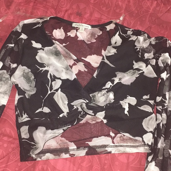 Charlotte Russe Tops - Long sleeve crop top